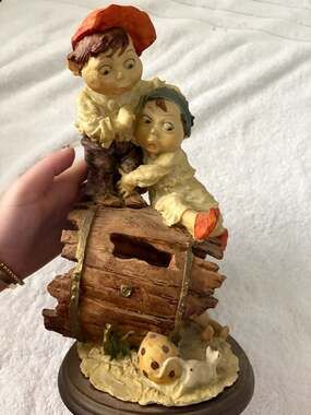 Vintage Giuseppe Armani Gulliver's World The Barrel Figurine 1981